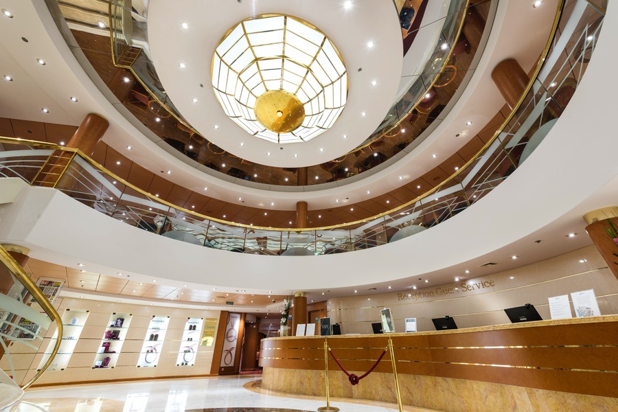 MSC Cruises, MSC Opera, Reception - Guest Service 2, Copyrights - Ivan Sarfatti, MSC Rights.jpg